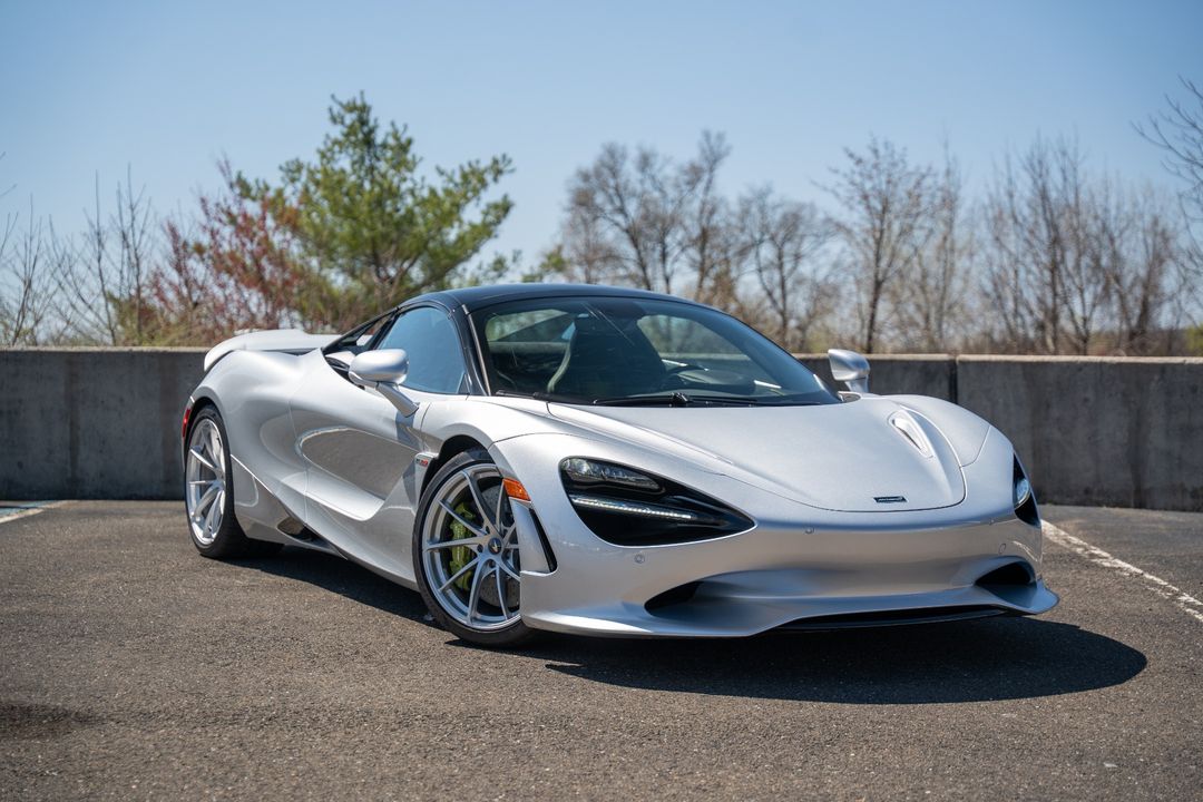 2025 McLaren 750S Spider