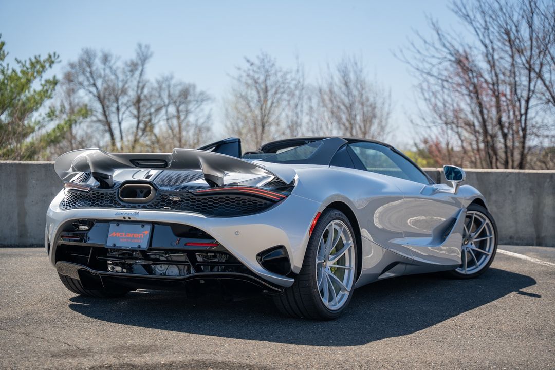 2025 McLaren 750S Spider