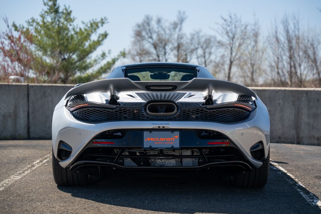 2025 McLaren 750S Spider