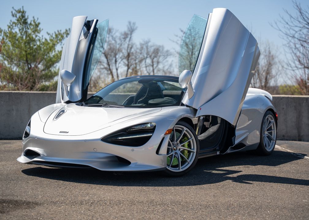2025 McLaren 750S Spider