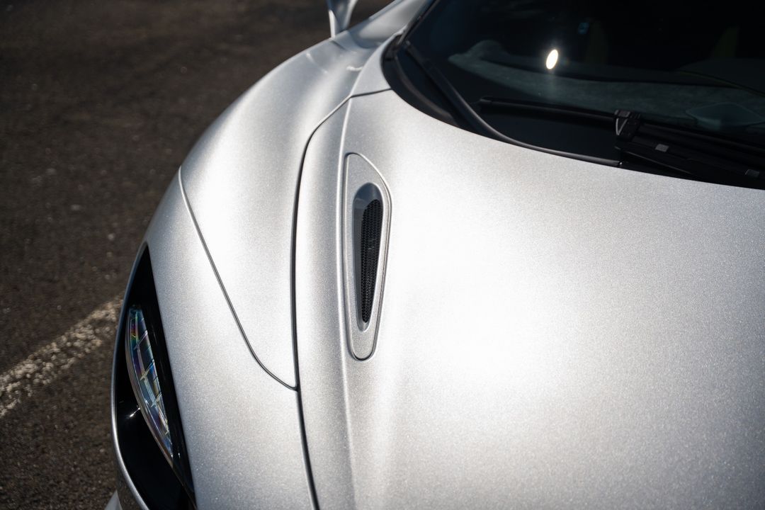 2025 McLaren 750S Spider