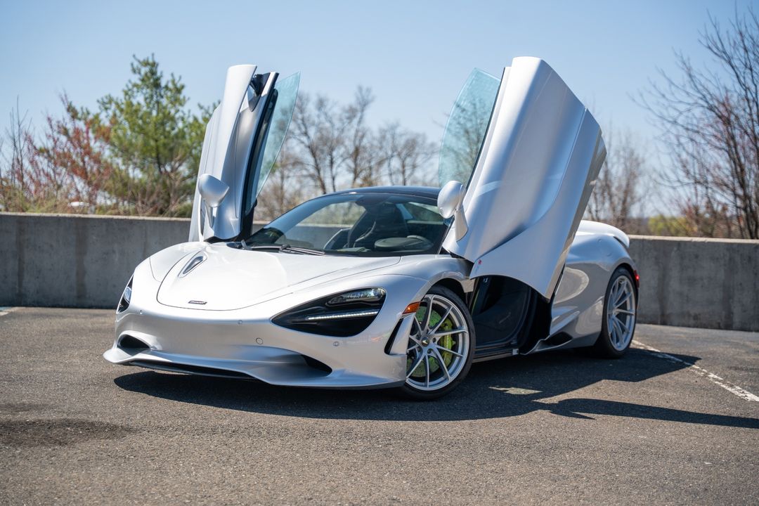 2025 McLaren 750S Spider