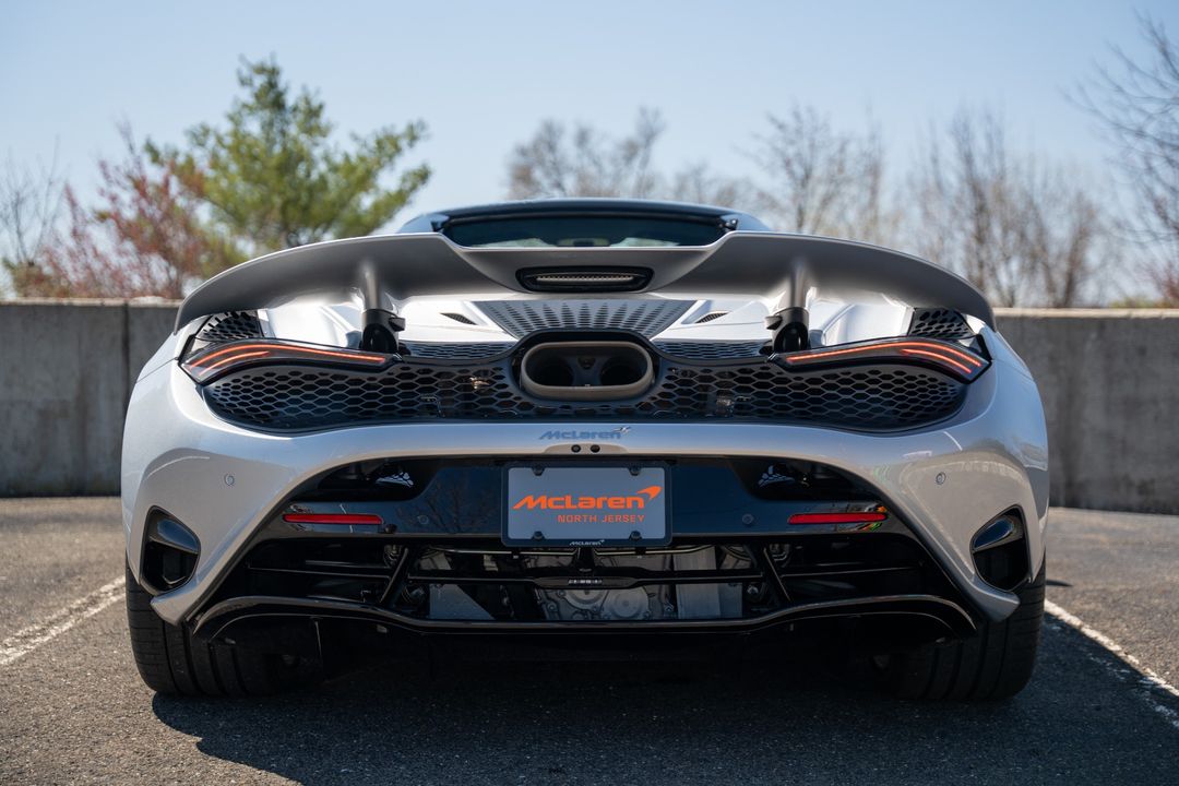 2025 McLaren 750S Spider
