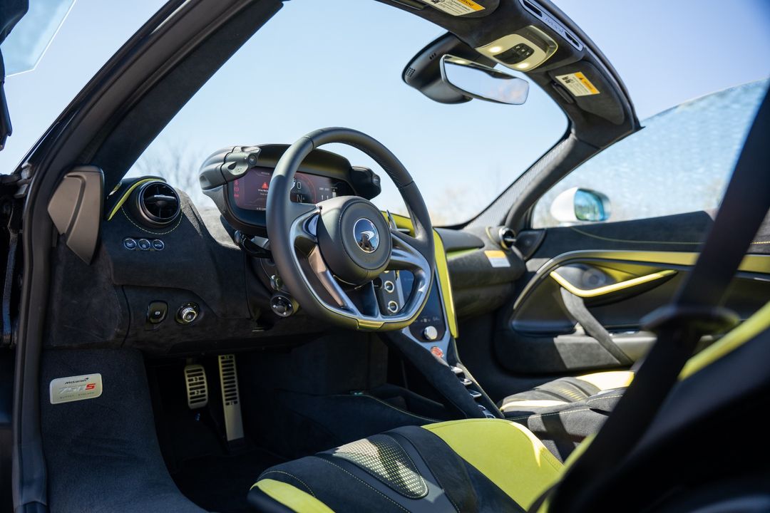 2025 McLaren 750S Spider