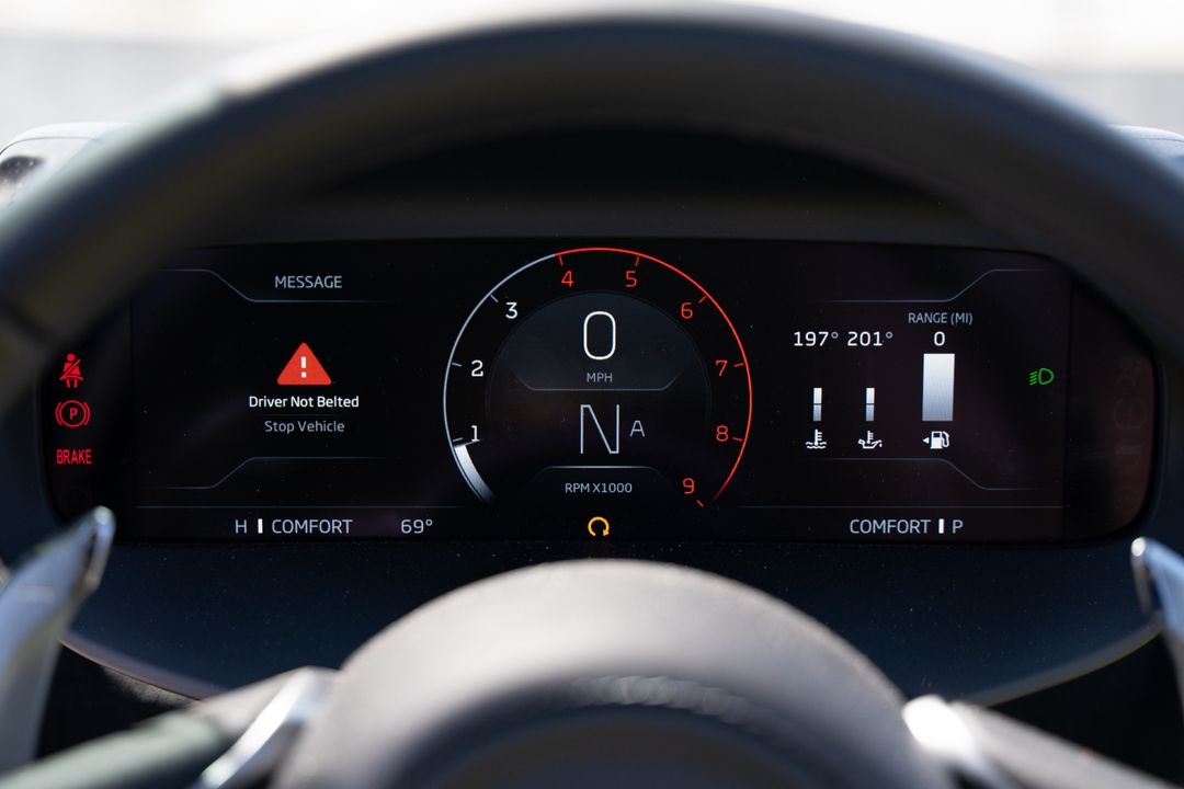 2025 McLaren 750S Spider