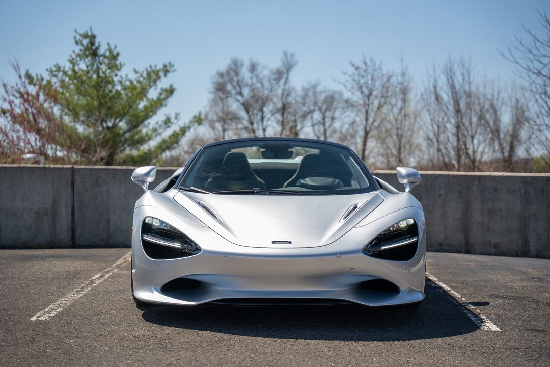 2025 McLaren 750S Spider