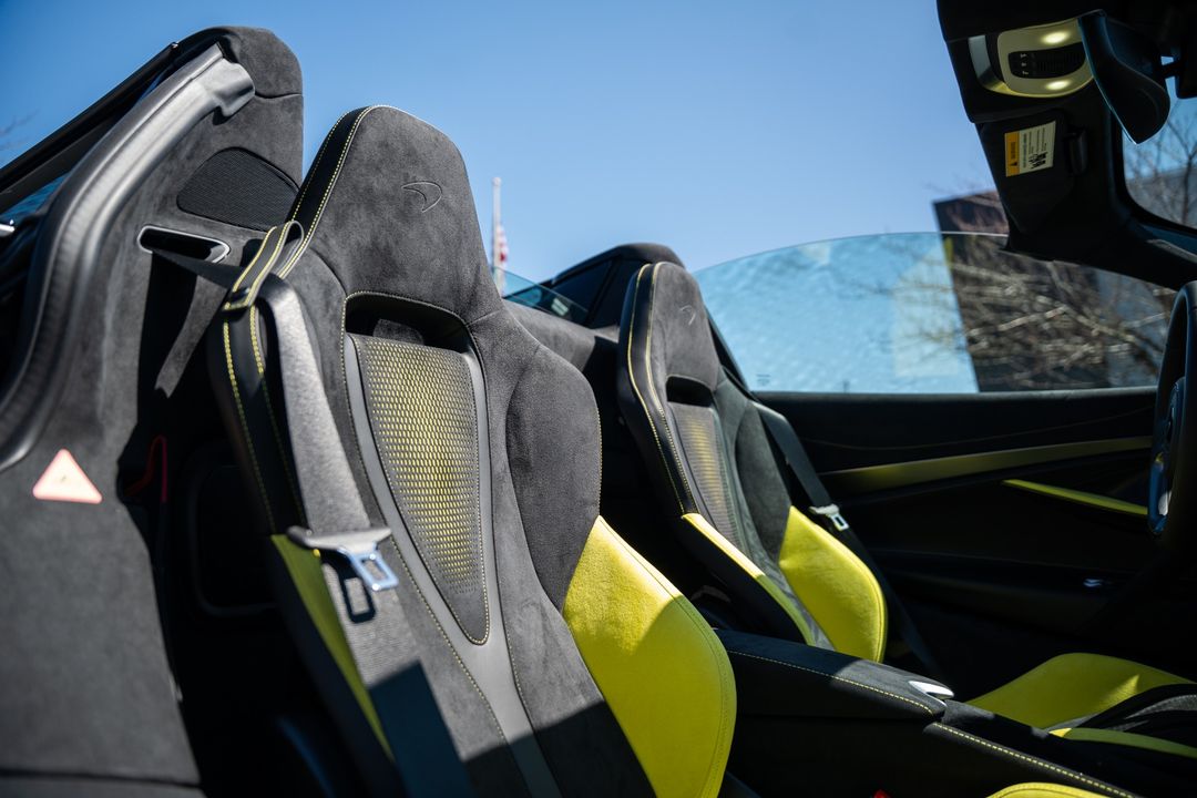 2025 McLaren 750S Spider