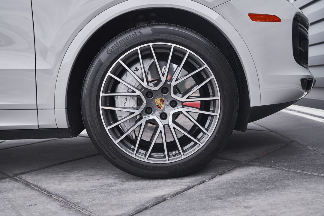 2020 Porsche Cayenne Coupe
