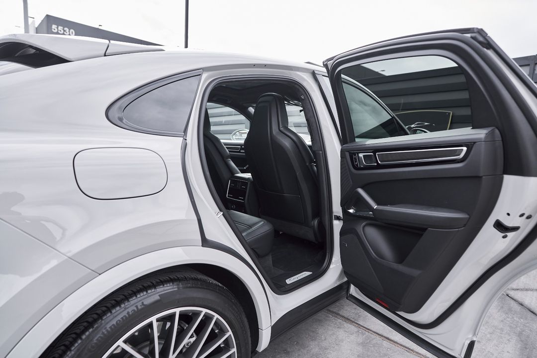 2020 Porsche Cayenne Coupe