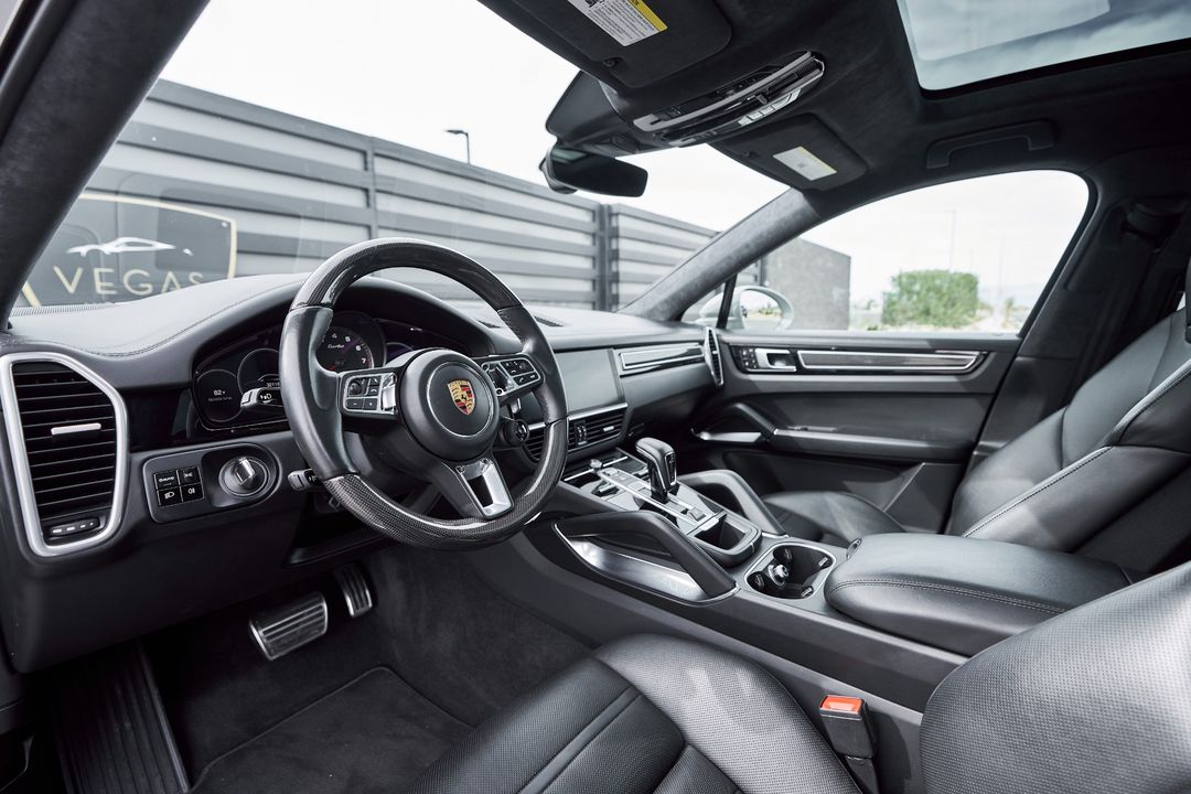2020 Porsche Cayenne Coupe