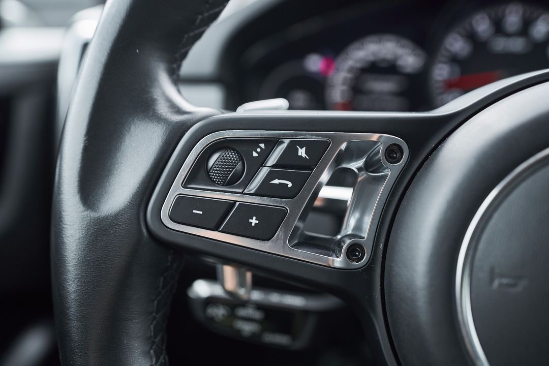 2020 Porsche Cayenne Coupe