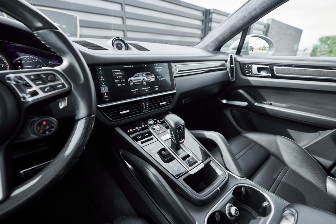2020 Porsche Cayenne Coupe