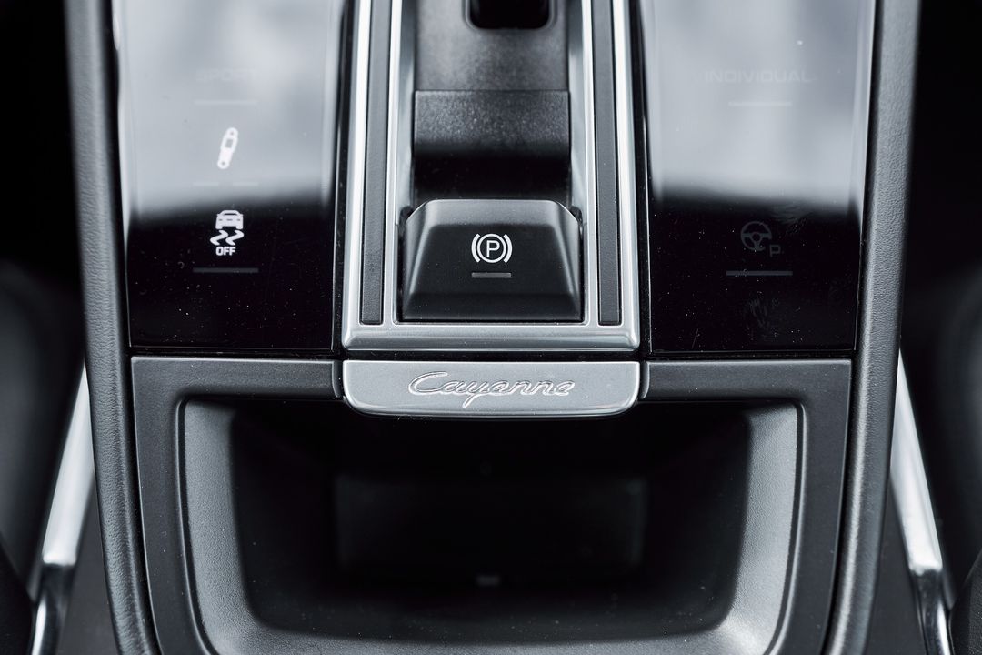 2020 Porsche Cayenne Coupe