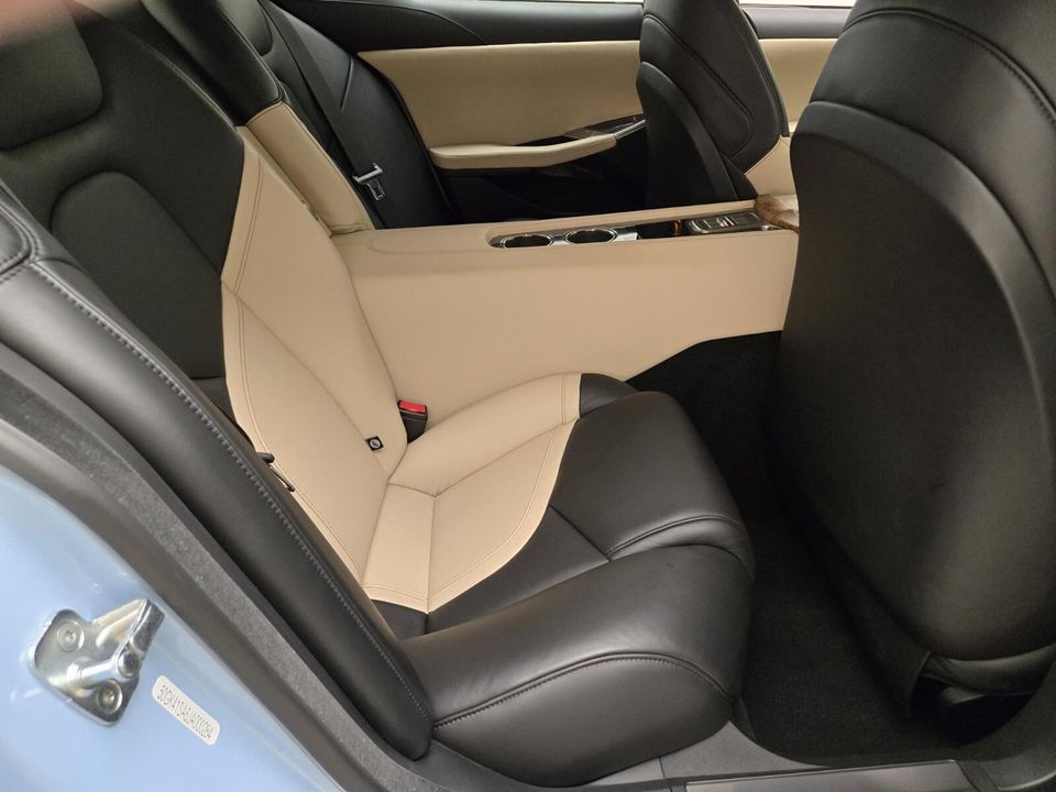 2018 Karma Revero