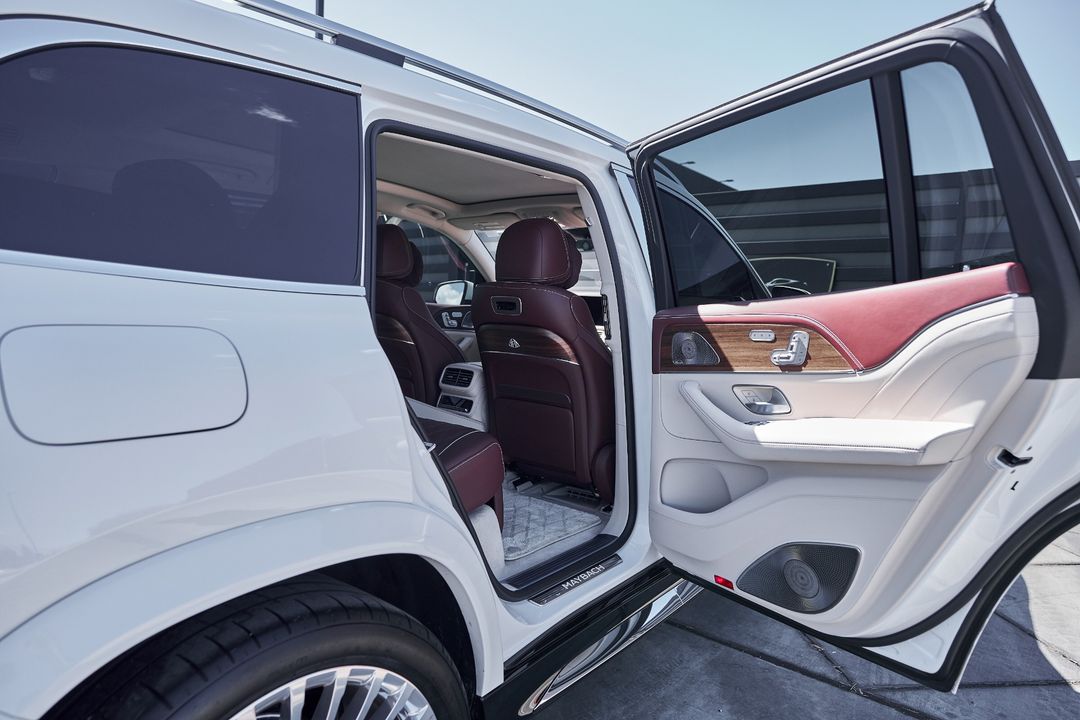 2025 Mercedes-Benz GLS