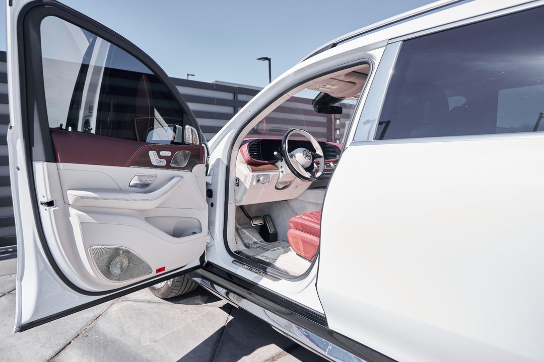 2025 Mercedes-Benz GLS