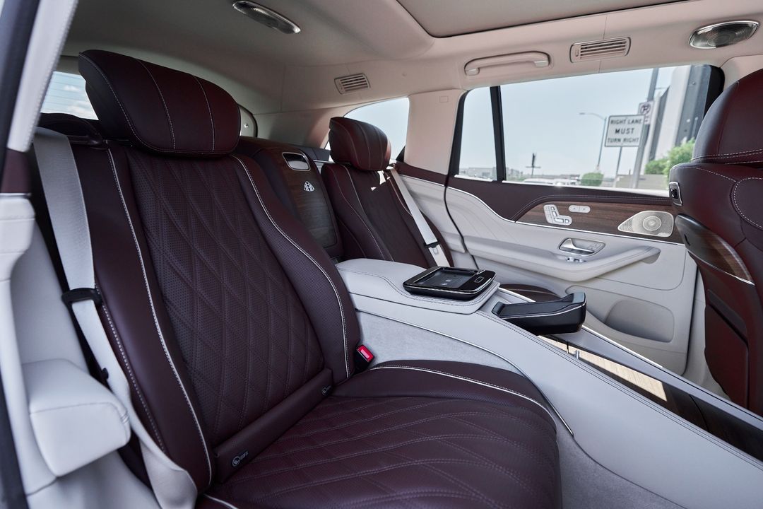 2025 Mercedes-Benz GLS