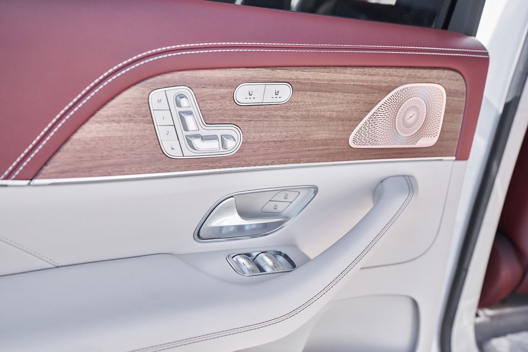 2025 Mercedes-Benz GLS