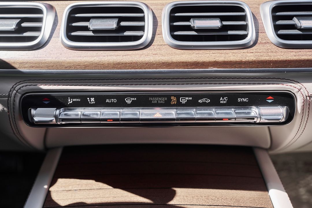 2025 Mercedes-Benz GLS
