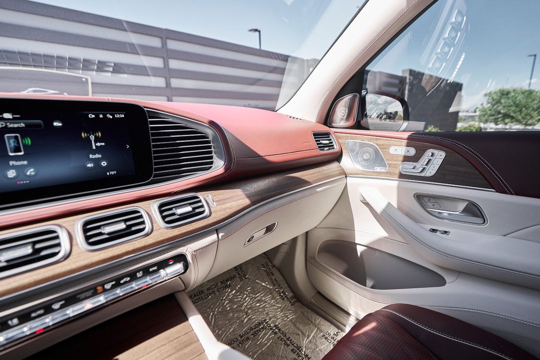 2025 Mercedes-Benz GLS
