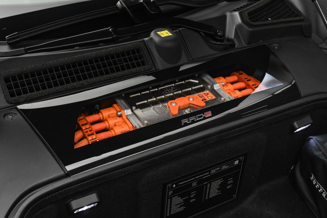 2025 Ferrari SF90 Spider