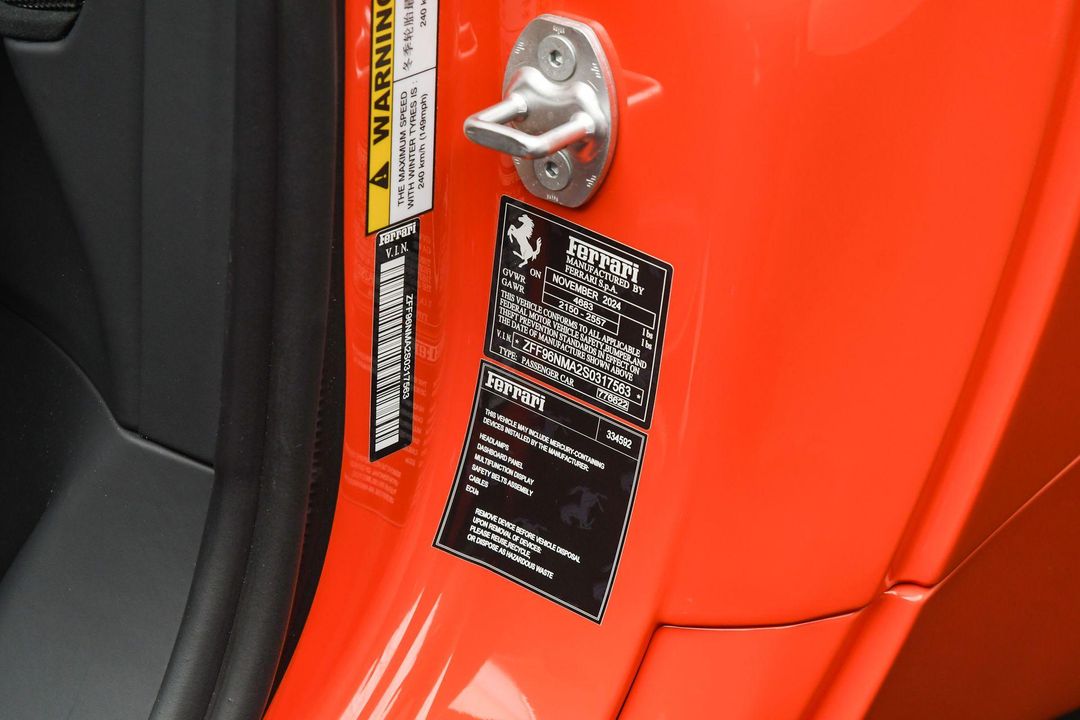 2025 Ferrari SF90 Spider