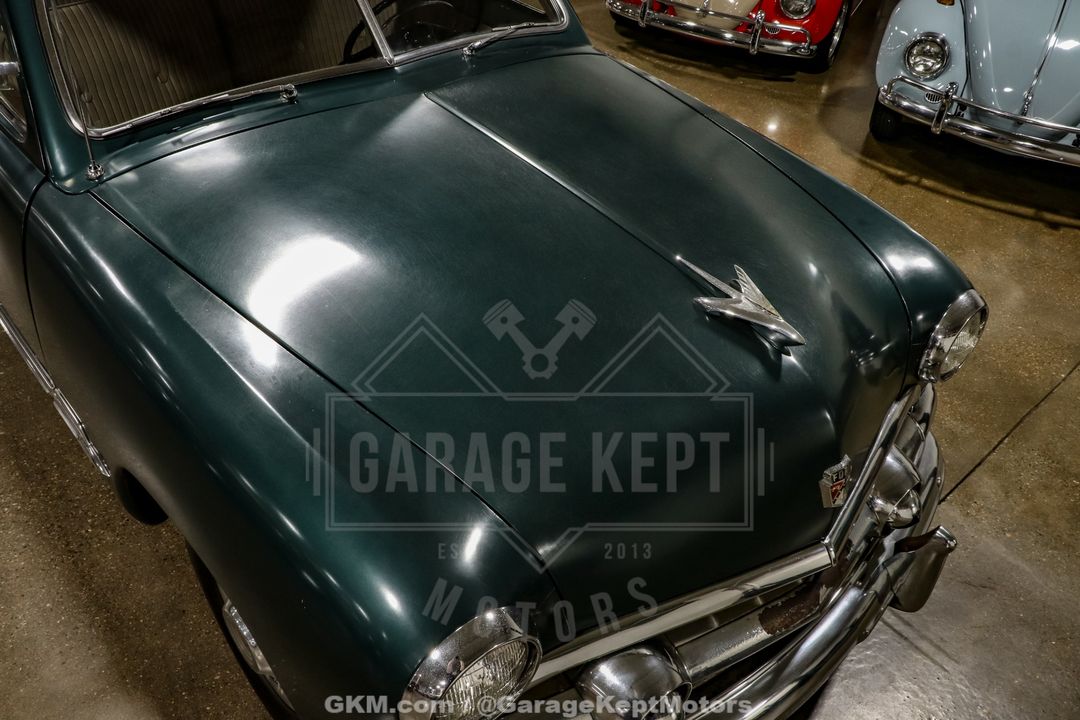 1951 Ford Custom Deluxe