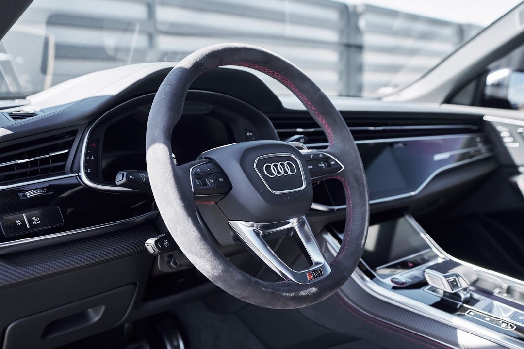 2024 Audi RS Q8