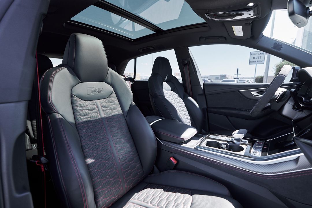 2024 Audi RS Q8