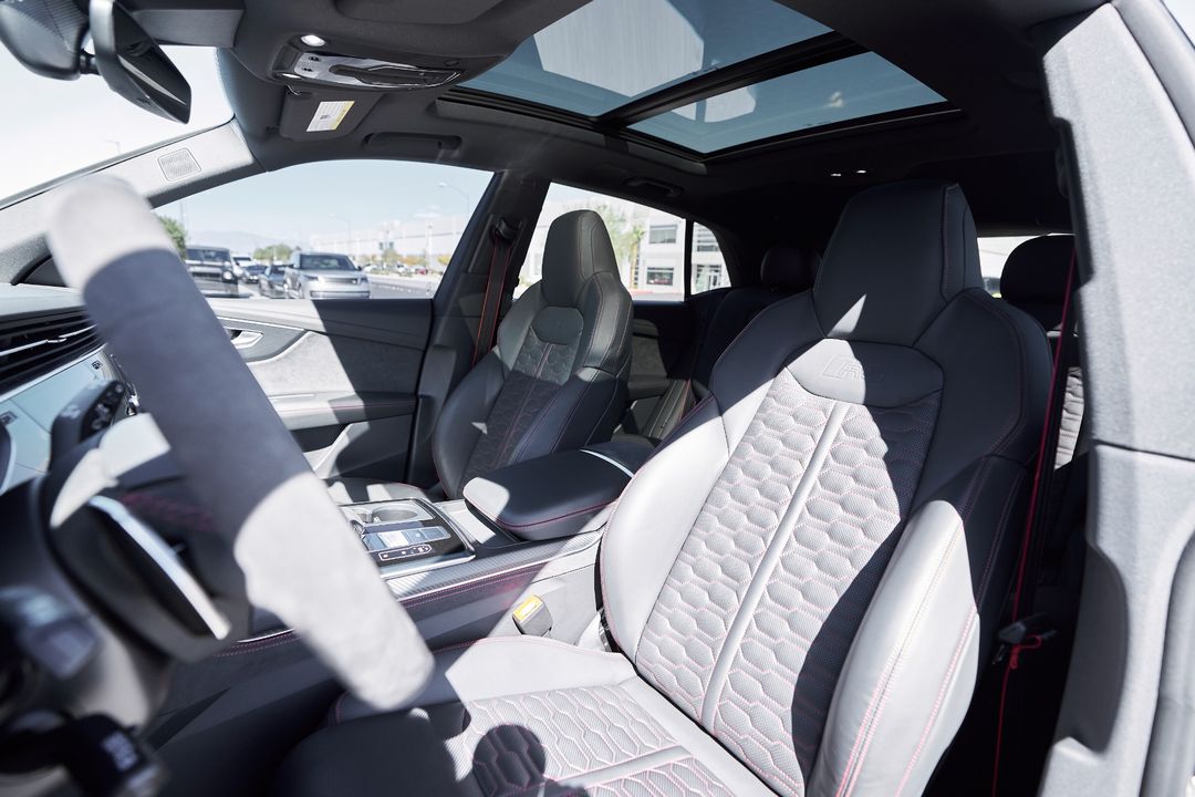 2024 Audi RS Q8