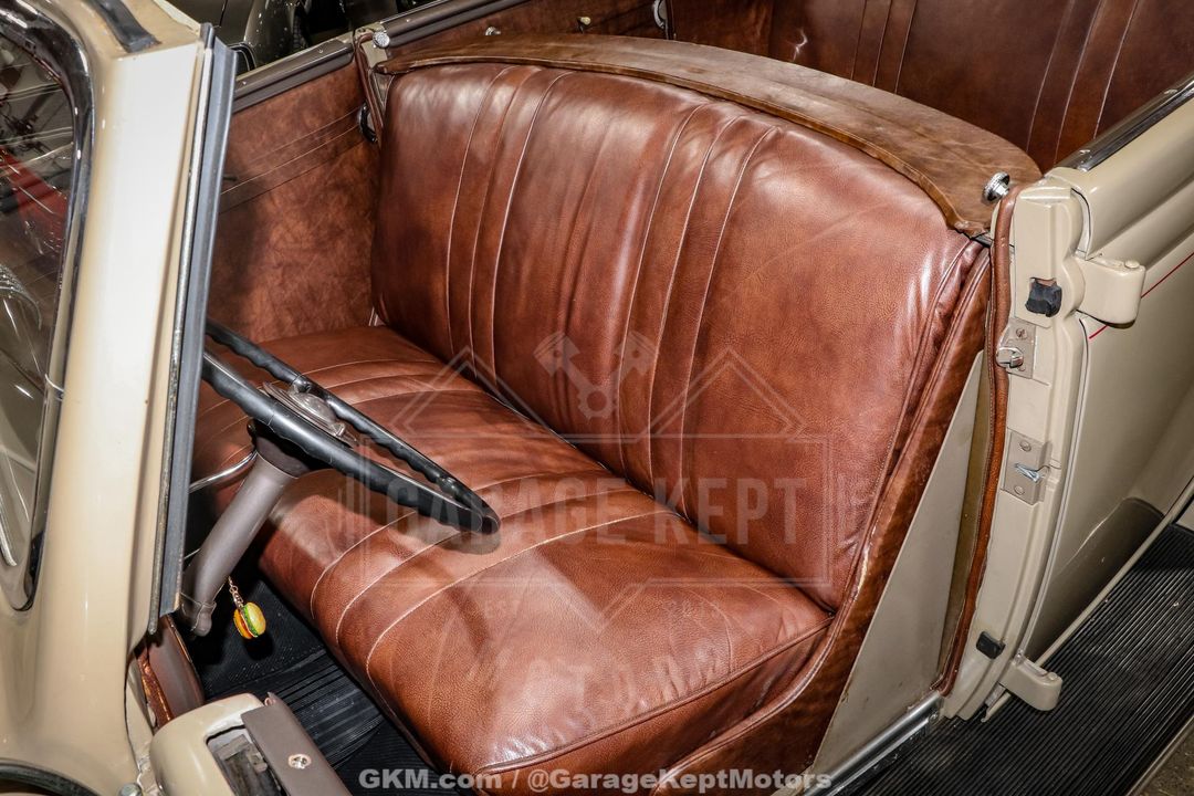 1935 Ford Model 48