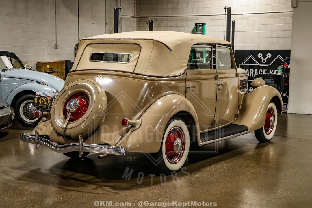1935 Ford Model 48