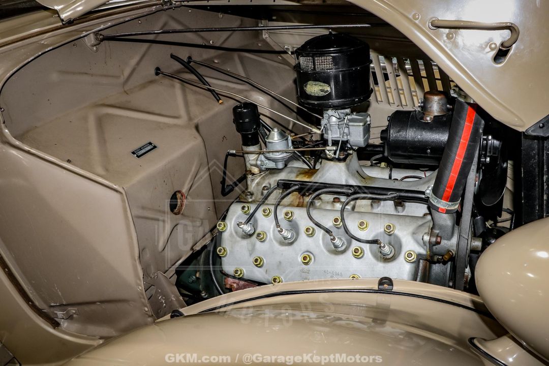 1935 Ford Model 48
