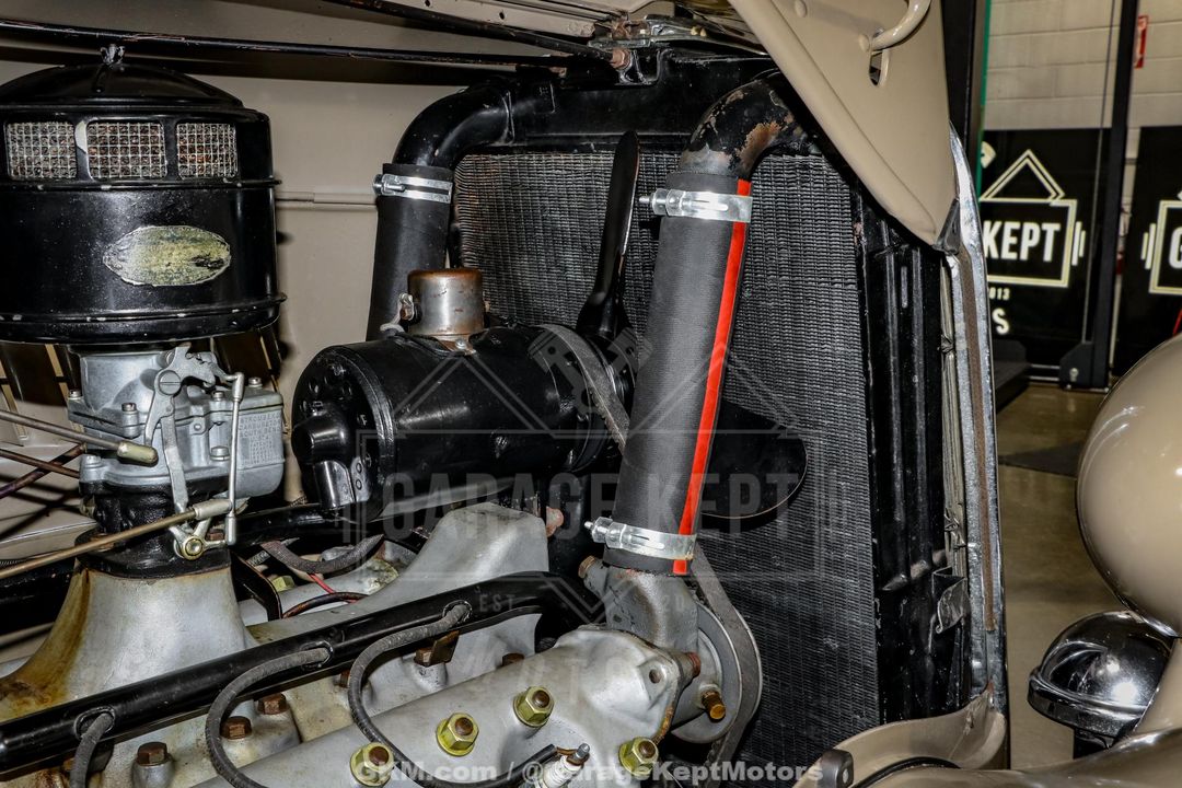 1935 Ford Model 48