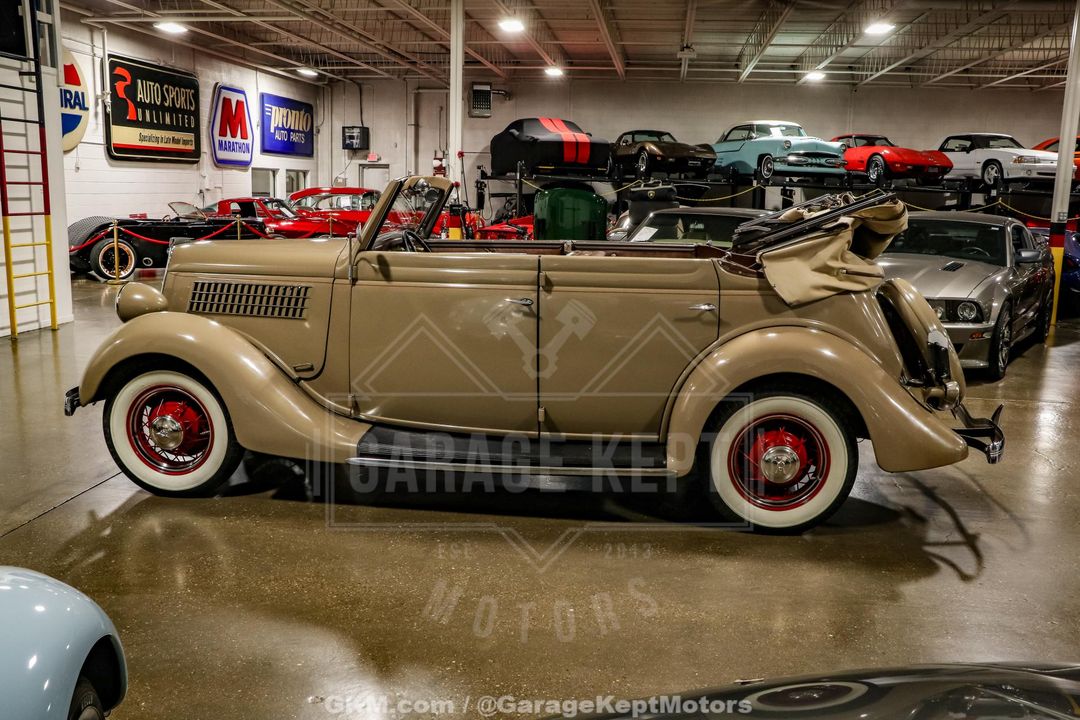 1935 Ford Model 48