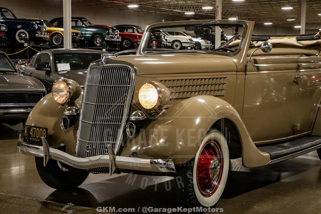 1935 Ford Model 48