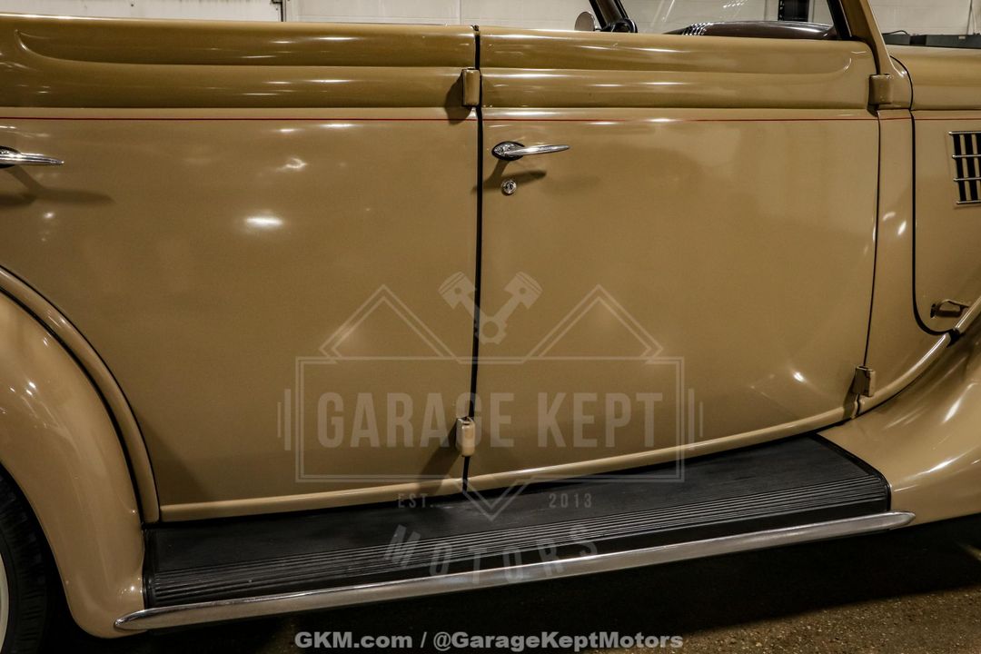 1935 Ford Model 48
