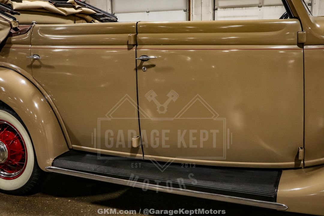 1935 Ford Model 48
