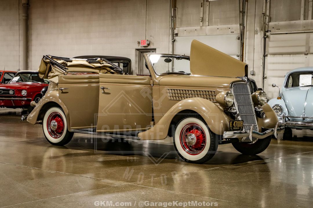 1935 Ford Model 48