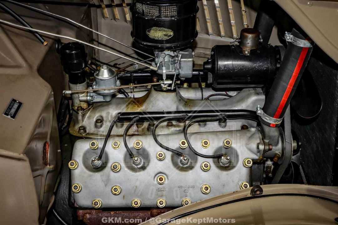 1935 Ford Model 48