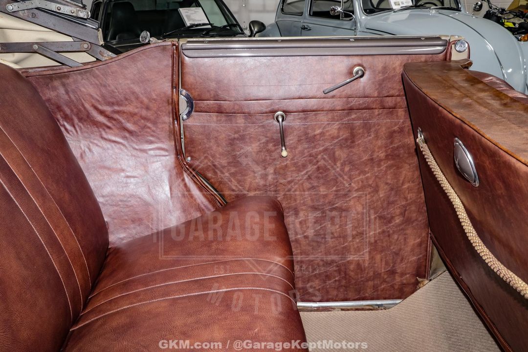 1935 Ford Model 48