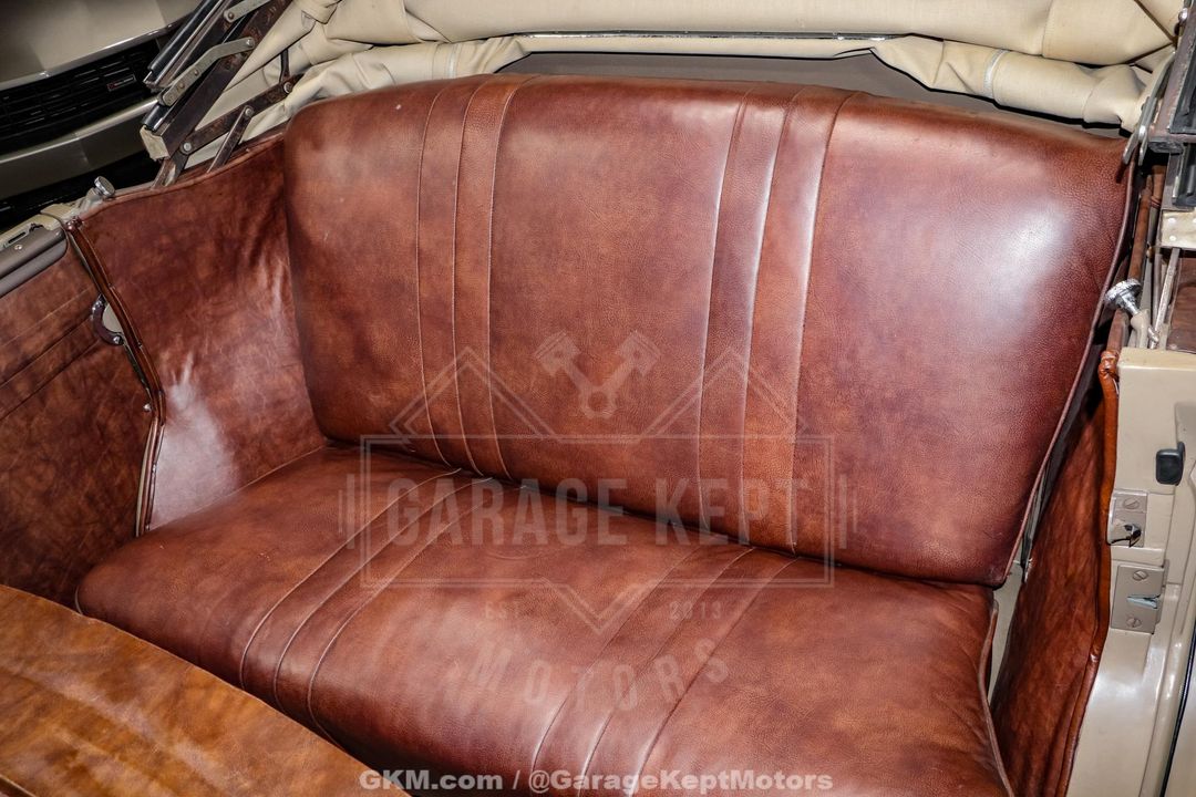 1935 Ford Model 48