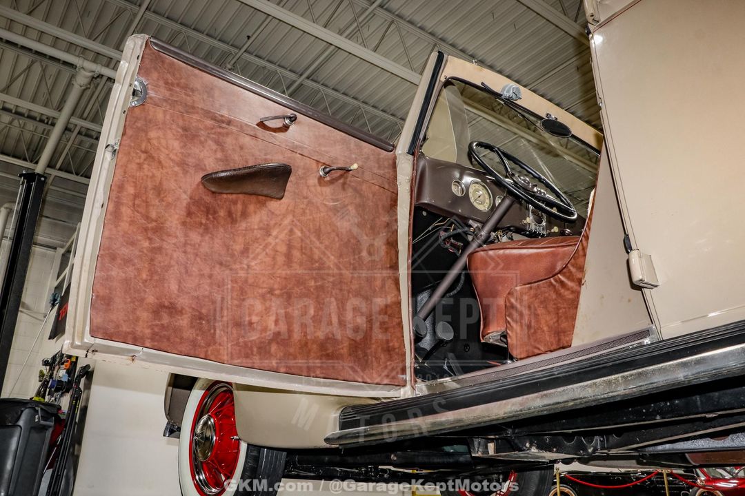 1935 Ford Model 48