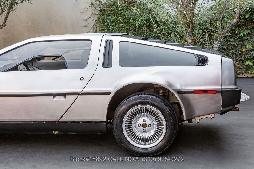 1981 DeLorean DMC-12