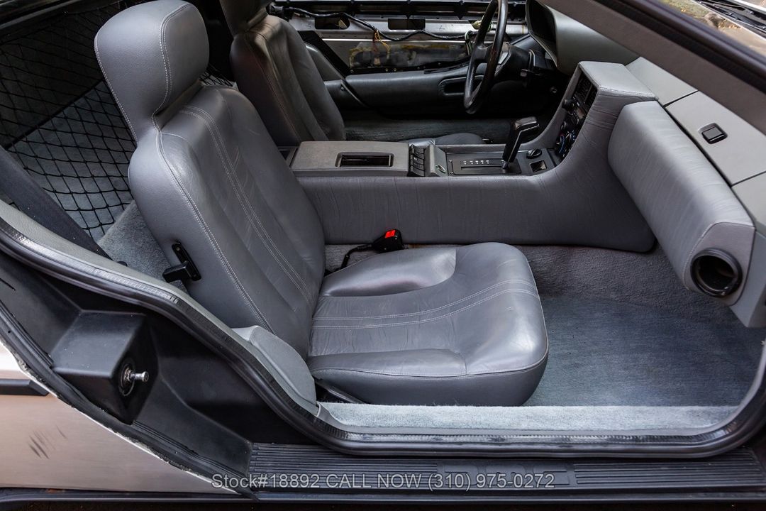 1981 DeLorean DMC-12