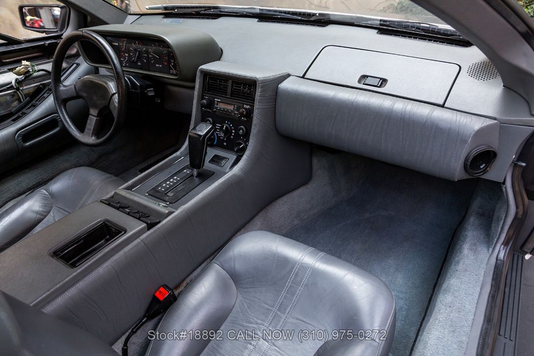 1981 DeLorean DMC-12