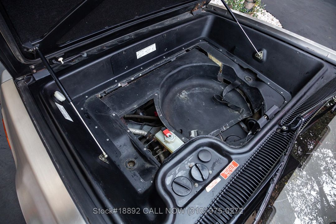 1981 DeLorean DMC-12