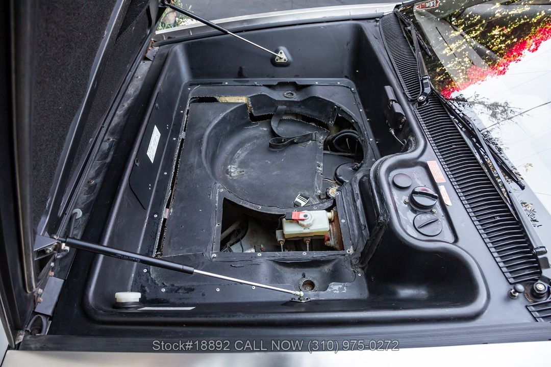 1981 DeLorean DMC-12