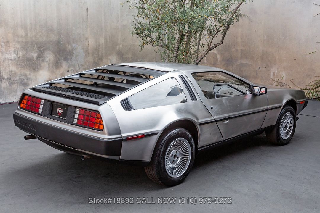 1981 DeLorean DMC-12