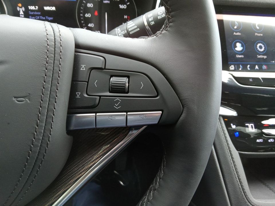 2025 Cadillac XT6